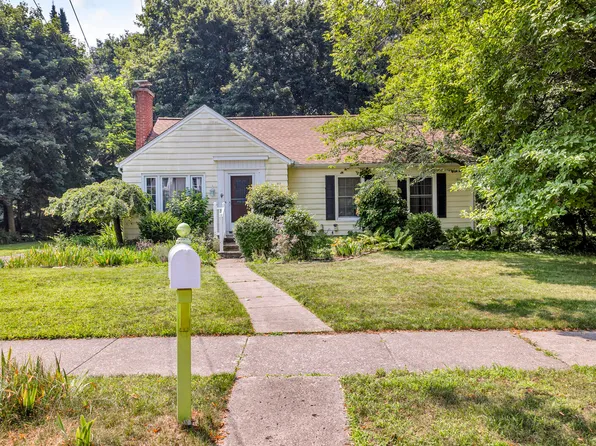 317 Sulgrave Ave, Jackson, MI 49203