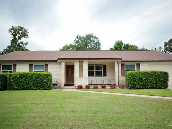 5861 Leesway Blvd, Pensacola, FL 32504