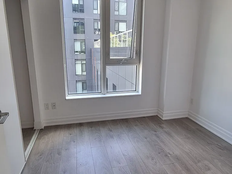 10 Rouge Valley Dr #528A — Photo 3