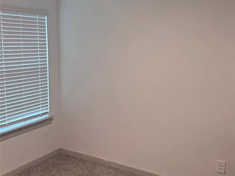 7807 Cattleman Valley Dr — Photo 20
