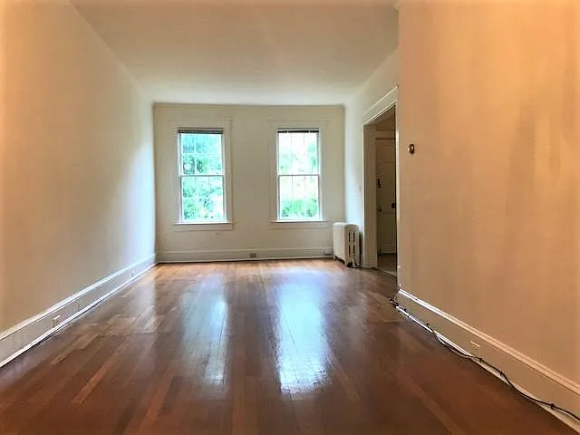 3 bed, 1.5 bath, 1152 sqft, $4,475 — Photo 4