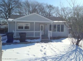 555 Lloyd Rd, Toms River, NJ 08753