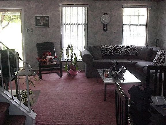 18x12 Living Room