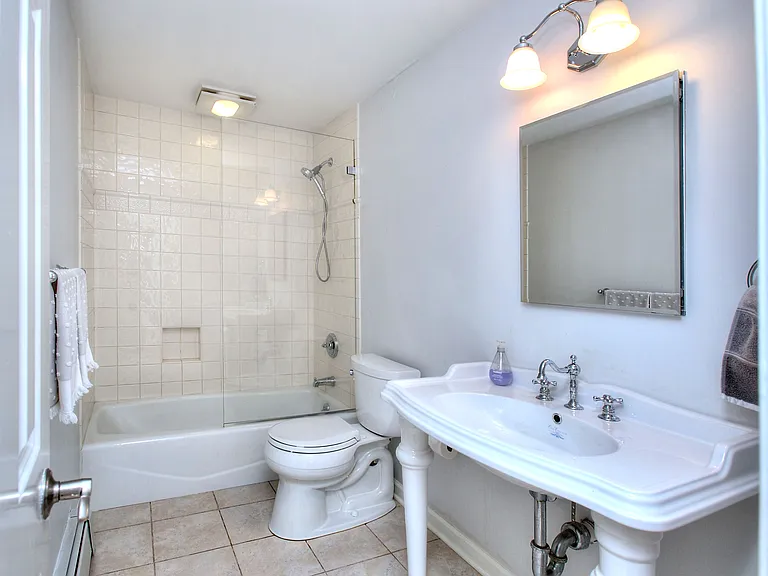 20 Joann Cir — Photo 12