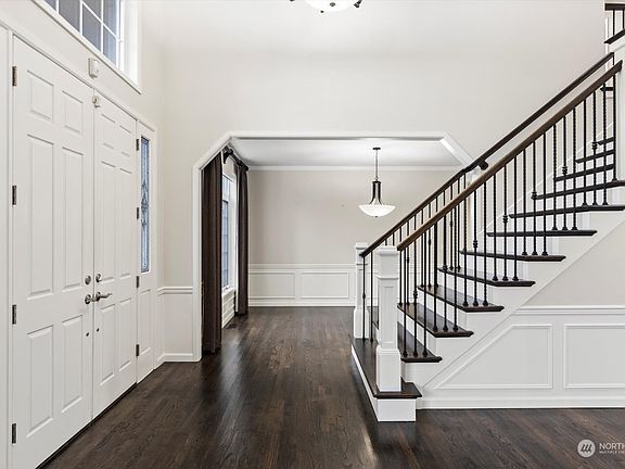 5th image of 2158 266th Court SE