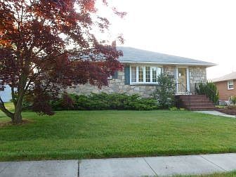 2212 W. Huntington Drive, Pinecrest