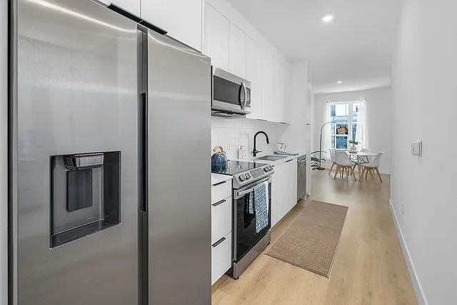 1701 Simond Ave #615 — Photo 11