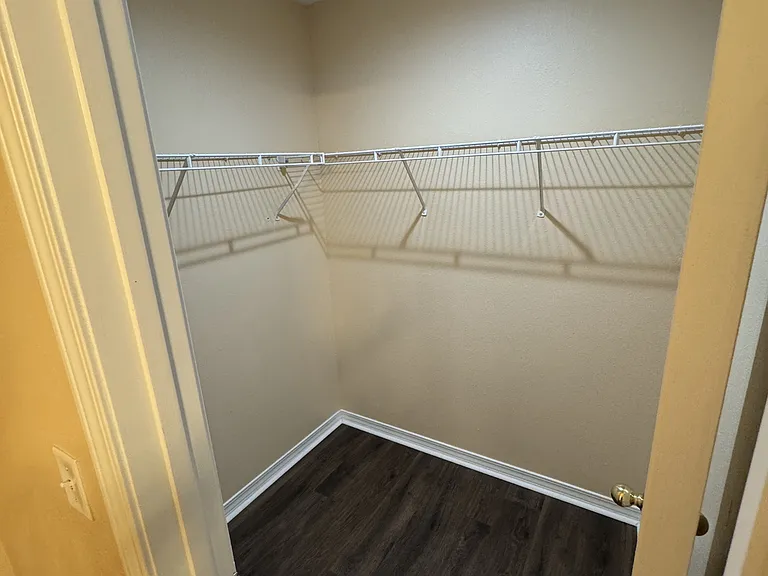 13401 Warren Dr — Photo 19