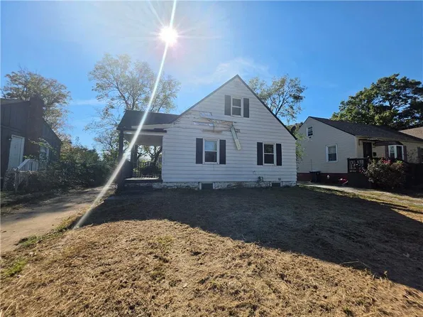 4229 E 68th Ter, Kansas City, MO 64132