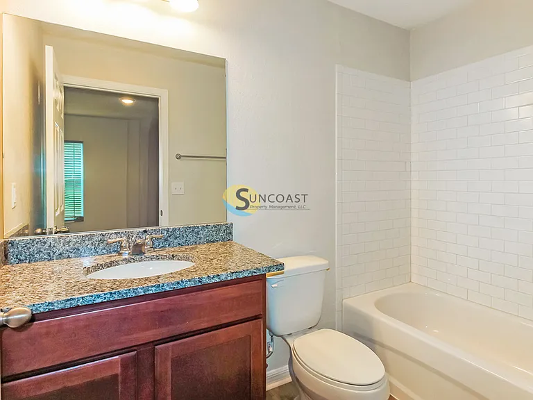 2103 NE 78th Ln — Photo 16