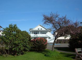 425 N McPherson St, Fort Bragg, CA 95437