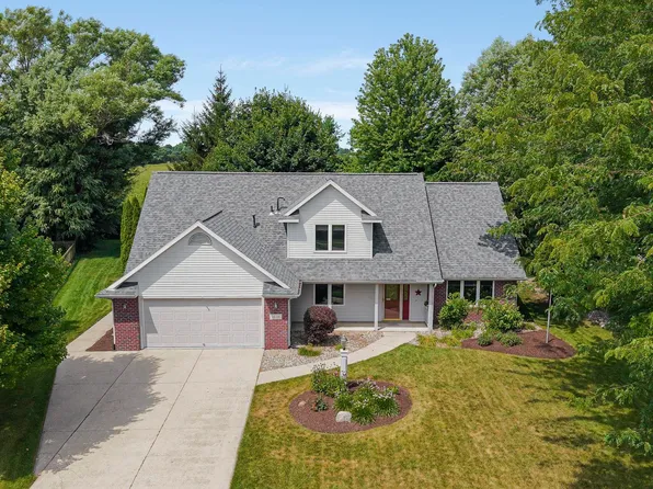 16111 Silver Shadow Ln, Huntertown, IN 46748