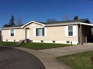 732 NE Mariners Loop #29, Portland, OR 97211