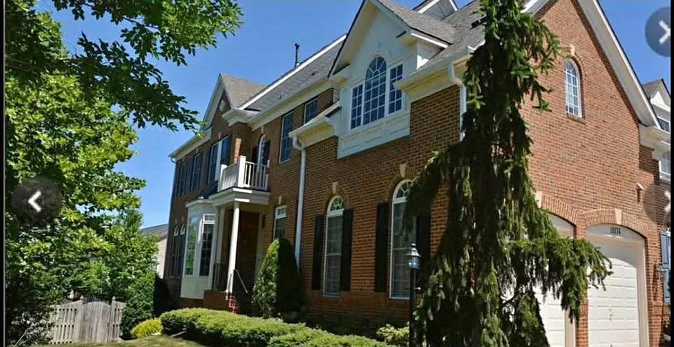 1 bed, 900 sqft, $1,700 — Photo 1