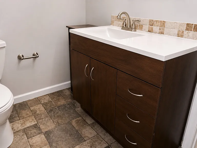 118 Henning Dr — Photo 23