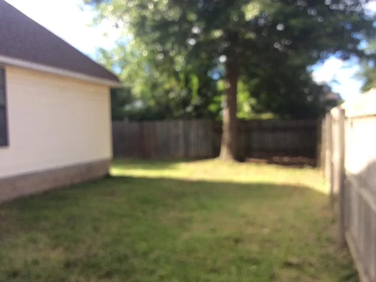 2050 E Farr Ln — Photo 8