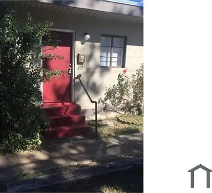 919 Minor St NE #2
