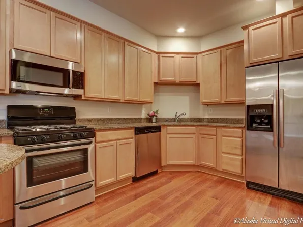 6934 Meadow St, Anchorage, AK 99507