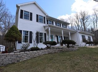 953 Queen Esther Dr, Sayre, PA 18840