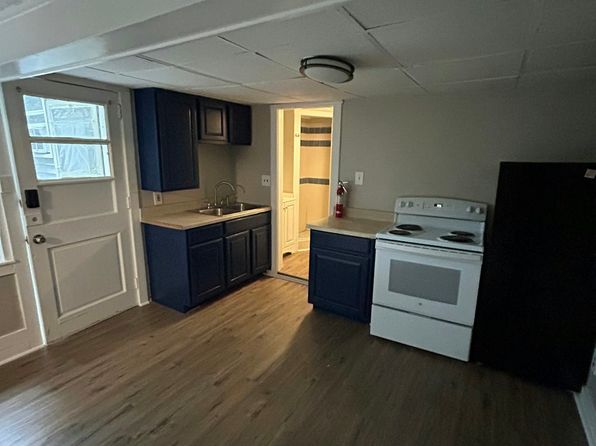150 S Main St #4