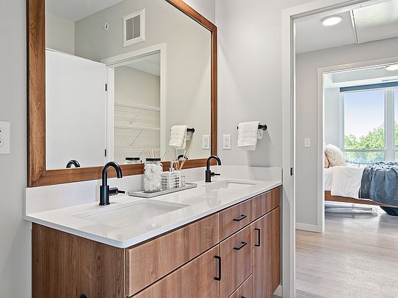 2nd image of 402 2nd St NE #407