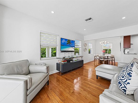 4th image of 47 Fonseca Ave