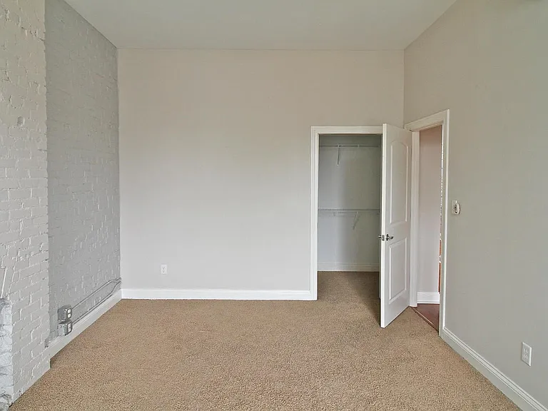 300-318 N Euclid Ave #3895-4641-65 — Photo 5