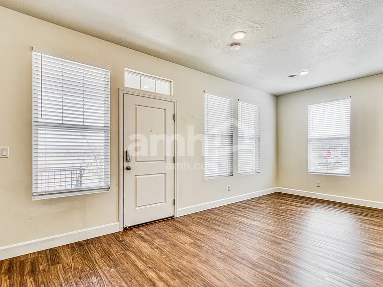 5996 W South Jordan Pkwy — Photo 6