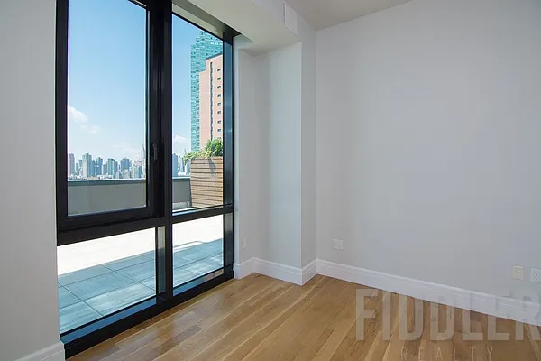 Rented by Fiddler Realty | media 100