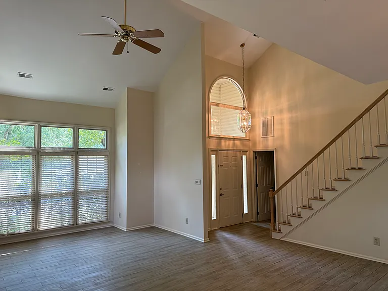 9132 E Orchard Ln — Photo 3