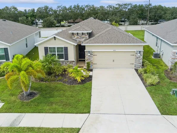 3722 Mossy Limb Ct, Palmetto, FL 34221
