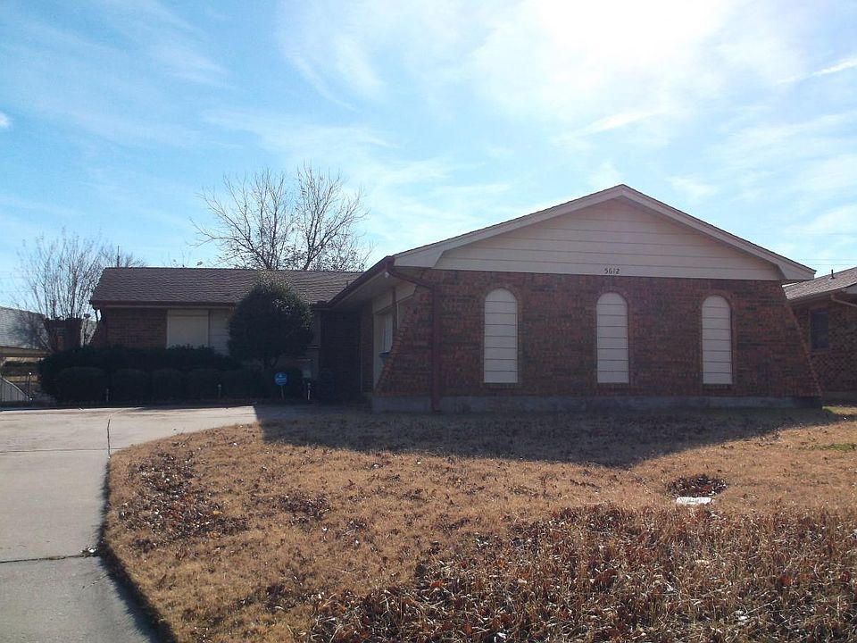 1st image of 5612 NW Beechwood Dr