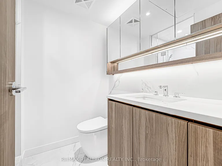 68 Esther Shiner Blvd #1705 — Photo 7