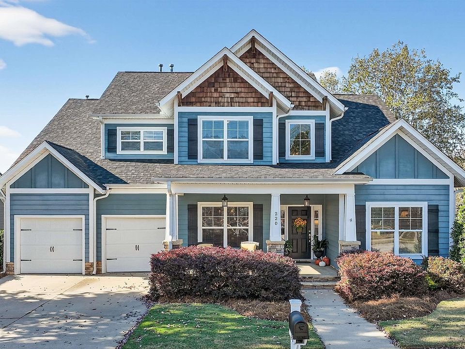1st image of 220 Clairhill Ct