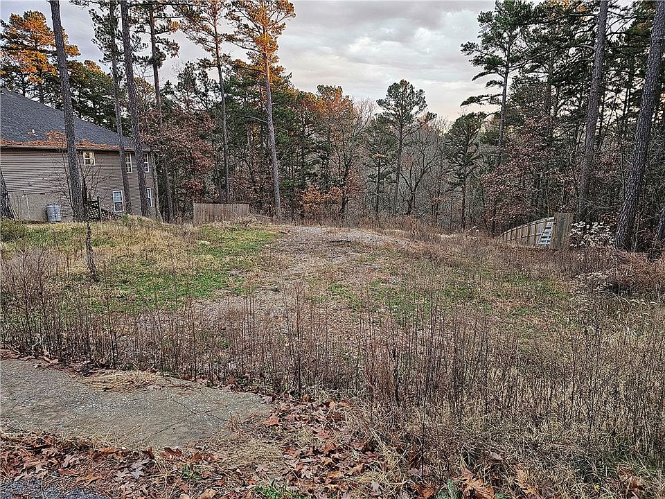 2nd image of 66 Bassingham Dr #13