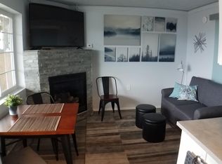 633 SW Elizabeth St, Newport, OR 97365