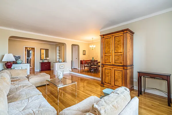 Sold by Lovett Realty, Inc. | media 4