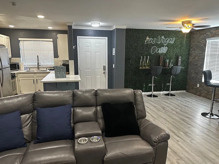4512 W Lake Mead Blvd #201 — Photo 4