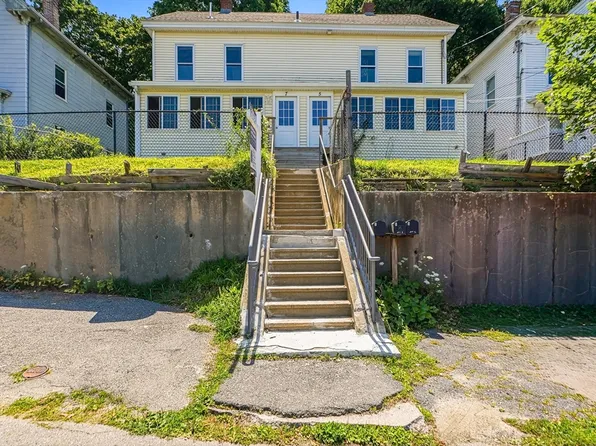 5 Seven Oak St, Clinton, MA 01510