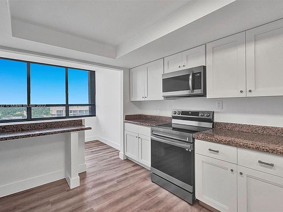 4th image of 11113 Biscayne Blvd Unit 1552