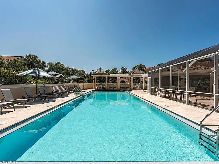 8405 Excalibur Cir #D3 — Photo 19