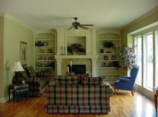 7847 Alden Rd, Lenexa, KS 66216