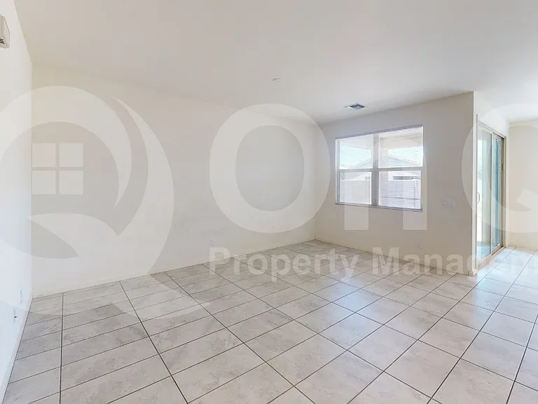 410 W Nikita Dr — Photo 5