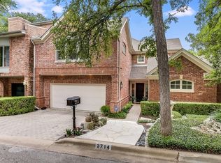 2714 Hillview Green Ln, Austin, TX 78703
