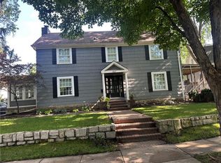 827 W 60th Ter, Kansas City, MO 64113