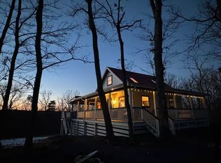 513 Cardinal Dr, Rio, WV 26755