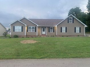 12096 Hidden Meadow Ln, Dexter, MO 63841