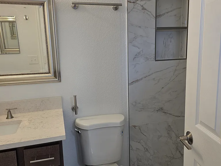 4725 N Josephine St — Photo 20