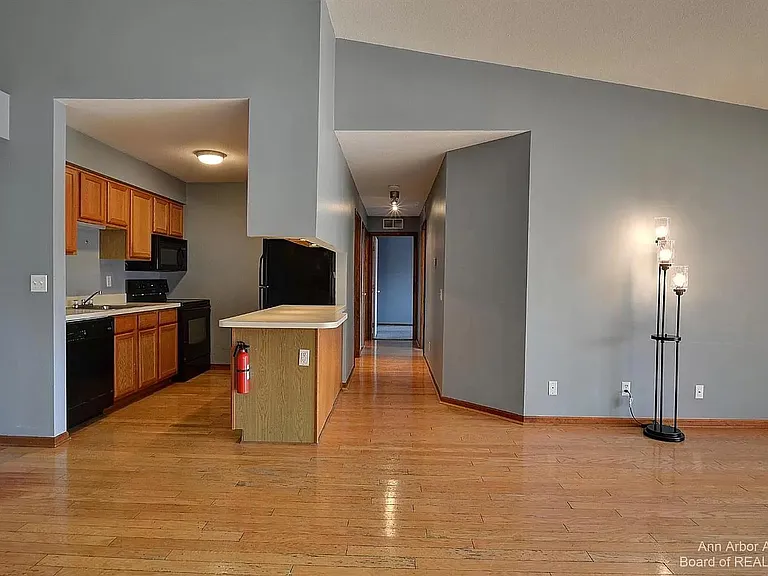 2396 Quarterback Ct #8 — Photo 15