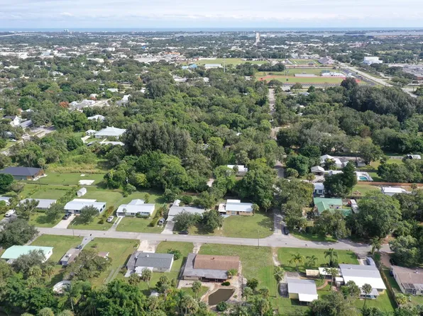 1701 24th Ave, Vero Beach, FL 32960